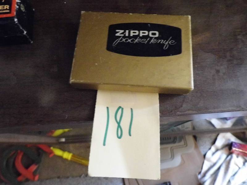 lot 181 image: Zippo Pocket Knife