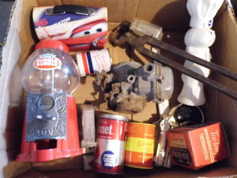 lot 188 image: Mini Gumball Machine and More