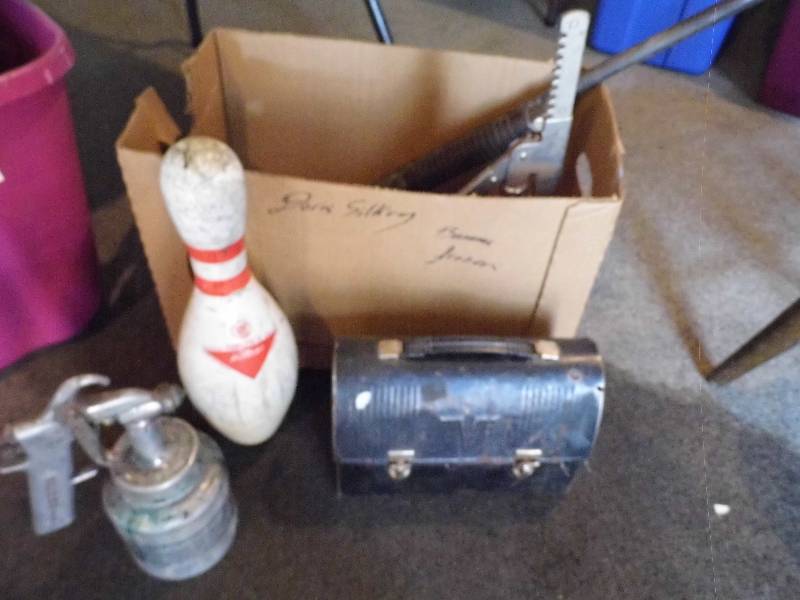 lot 200 image: Bowling Pin