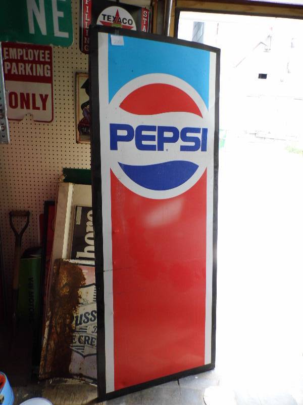 lot 222 image: Pepsi Sign