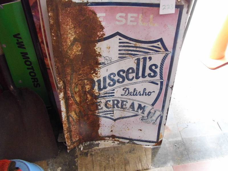 lot 223 image: Russells Ice Cream Sign