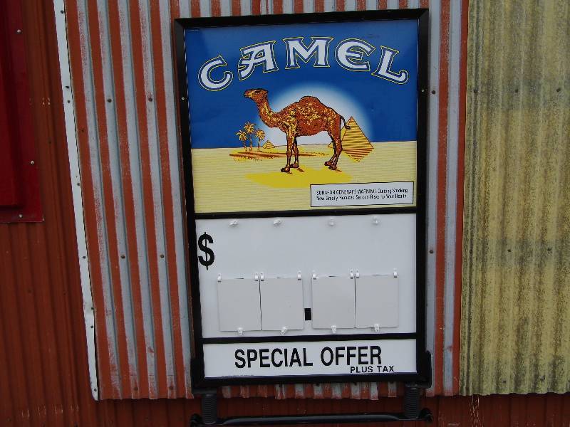 lot 321 image: Camel Sign