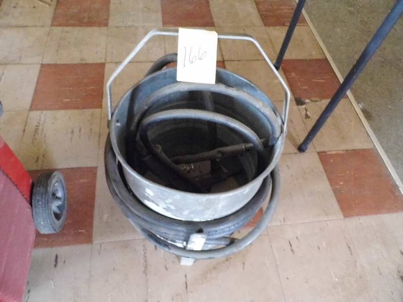 lot 166 image: Pot Sandblaster