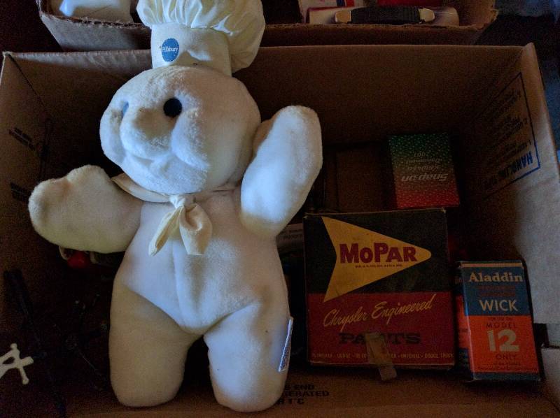 lot 186 image: 7up Logo - Dough Boy