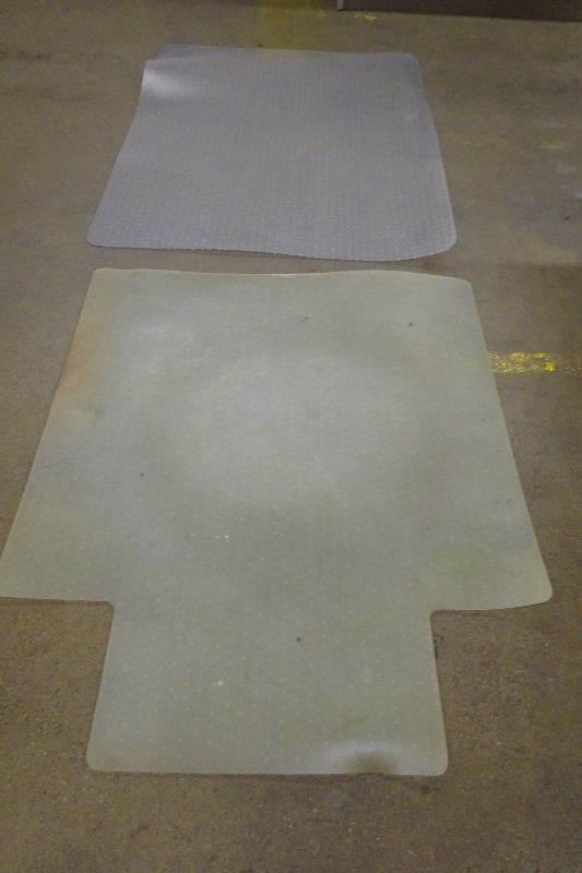 2 Chair mats
