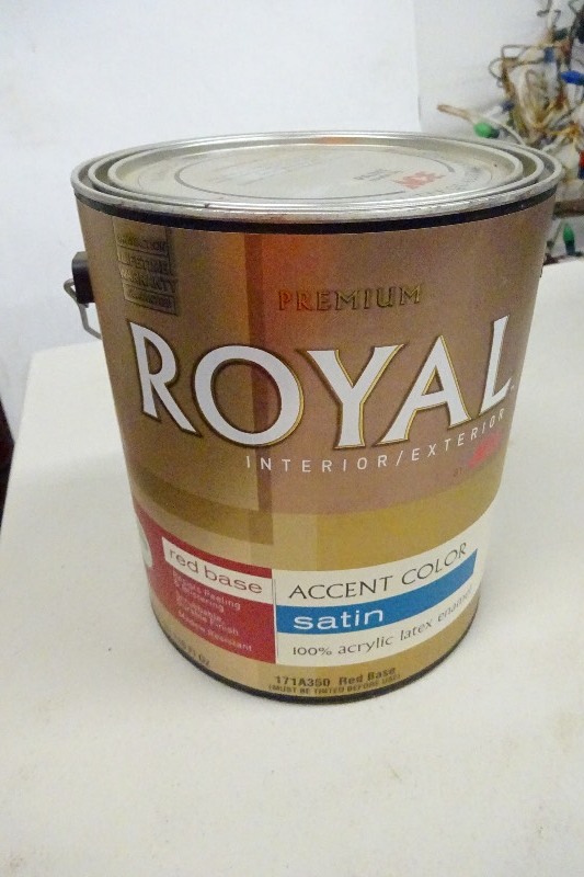 Royal Interiorexterior satin acrylic red base tin
