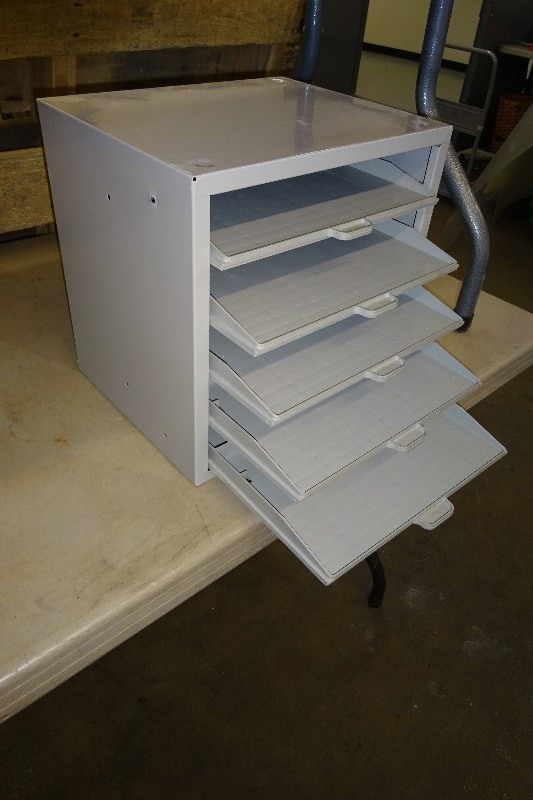 5 pull out drawers in hardware case