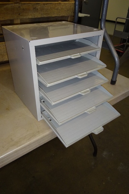 5 pull out drawers in hardware case