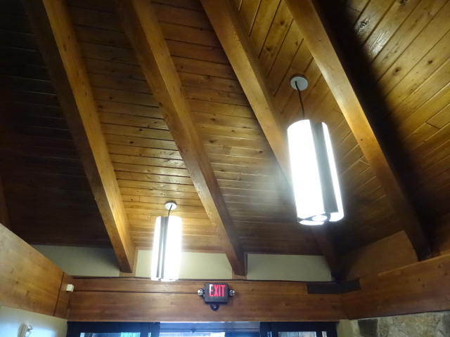 lot 15 image: 6 Ceiling Lights