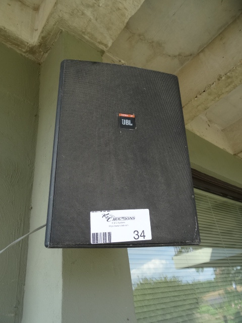 lot 34 image: Outdoor Speakers JBL Control 28 T-60