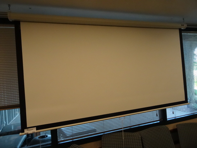 lot 64 image: Da Lite Projector Screen 84 X 54