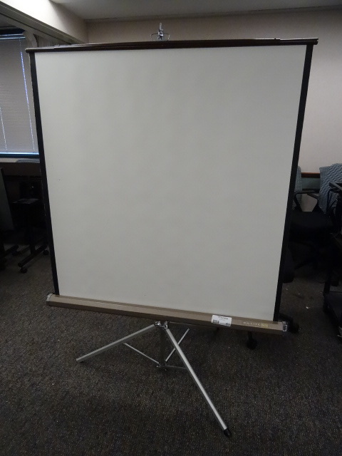 lot 65 image: Da Lite Portable Projector Screen