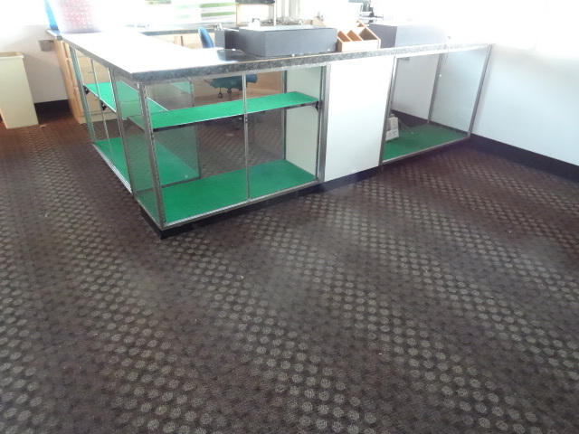 lot 80 image: Retail Counter and Show Cases.