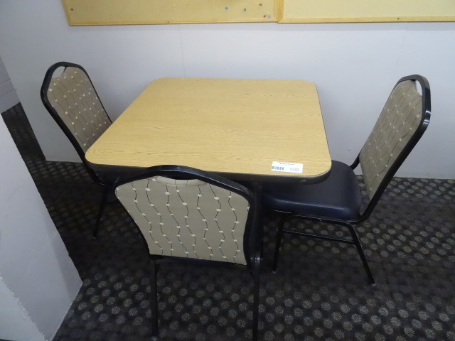 lot 100 image: 36 X 36 X 29 Metal Framed Table