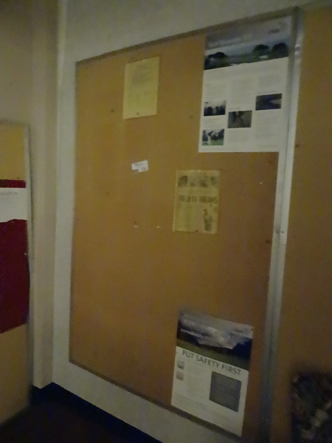 lot 136 image: 48 X 72 Cork Board Buyer Removes