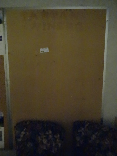 lot 137 image: 48 X 72 Cork Board Buyer Removes