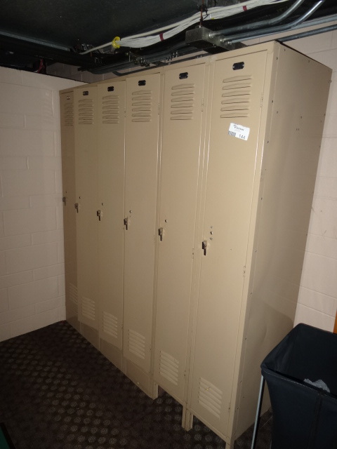 lot 144 image: 6 Bank Locker Unit 72 X 21 X 78