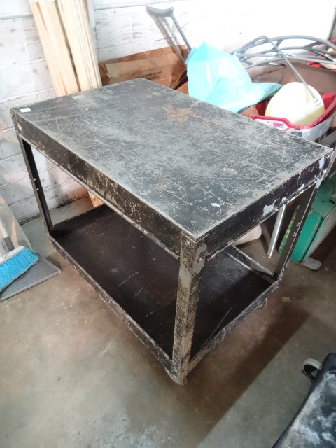 lot 65 image: Metal 2 Tier Cart 24 X 36 X 32