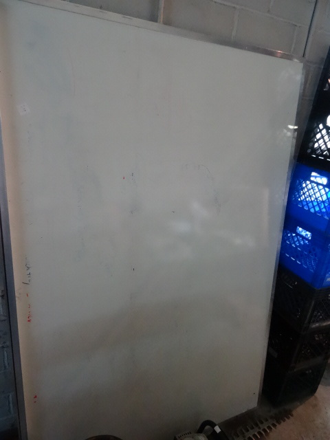 lot 219 image: 72 X 48 White Board