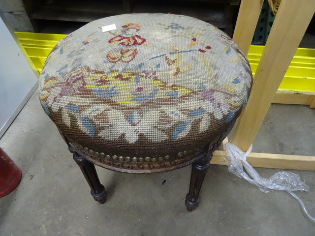 lot 243 image: Vintage Embroidered Foot Stool