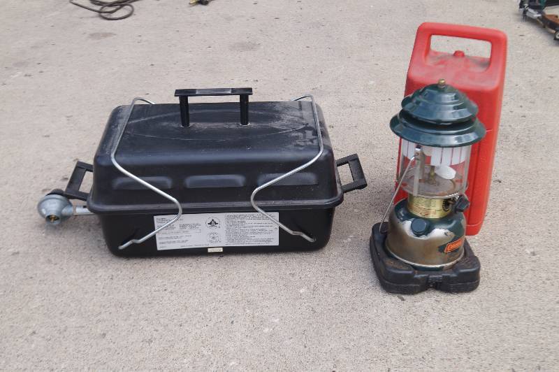 lot 29 image: Lantern & Portable Propane Grill