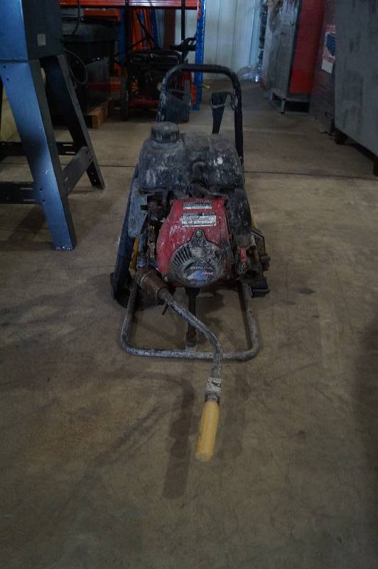 lot 55 image: Honda Concrete Vibrator