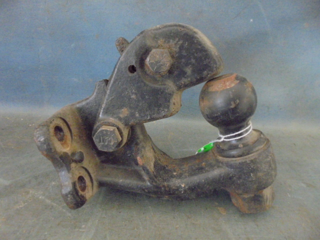 Truck Hook up Ball