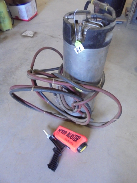 Pressure Tank, Hose & Speed Blaster Gun