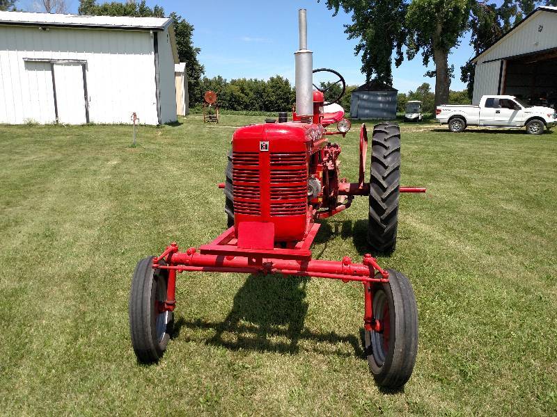 lot 1 image: 1953 Farmall Super C Tractor, Facto...