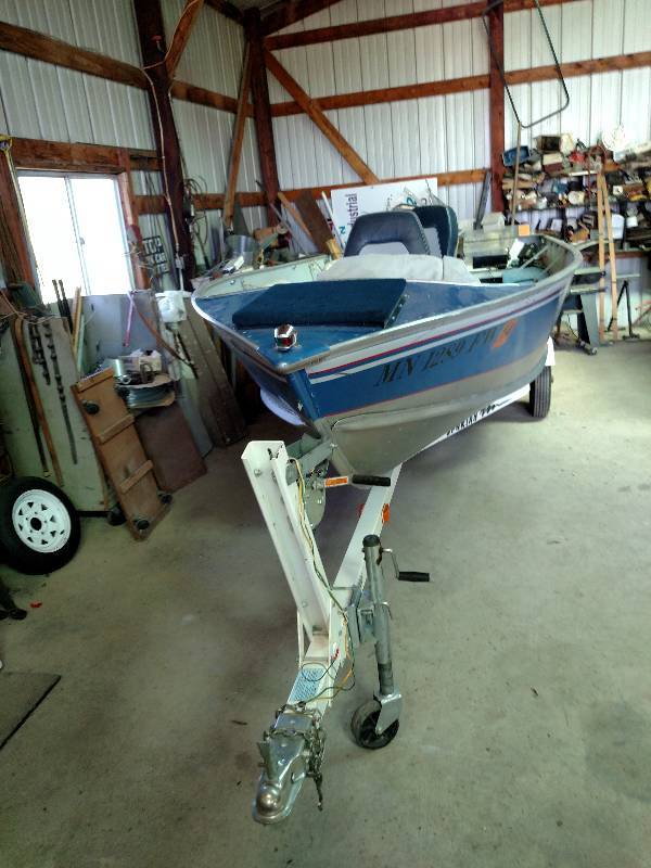 lot 5 image: 1990 Lund Scout 1600 16 Aluminum F...