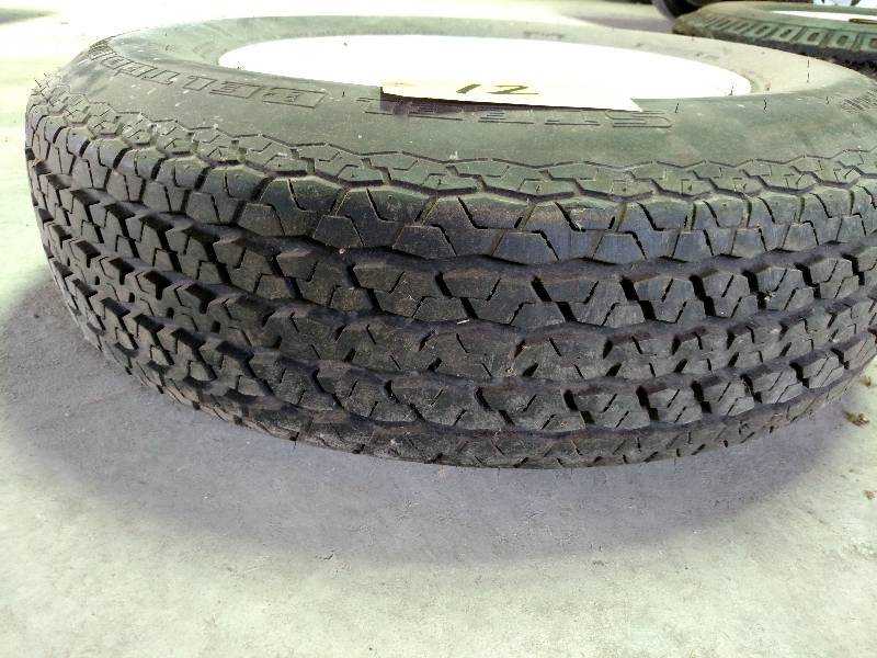 lot 12 image: Trailer Tire, P20575R16 on 5 Bolt...