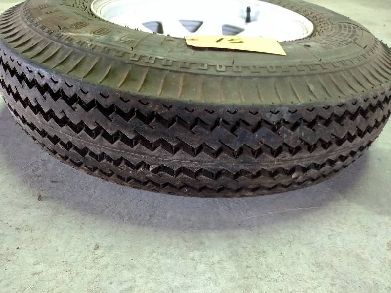 lot 15 image: Trailer Tire, 7.00-15 on 6 Bolt Ri...