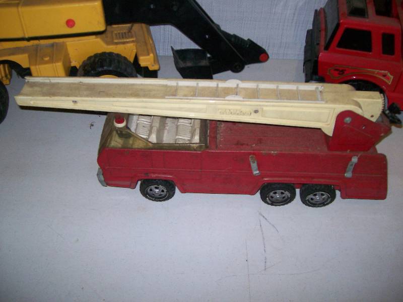 lot 63 image: misc Tonka toys