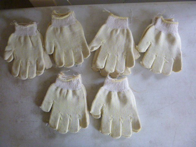 6 Pairs of Gloves
