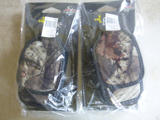 2 Mossy Oak Break-Up Fuse Cell Phone Cases