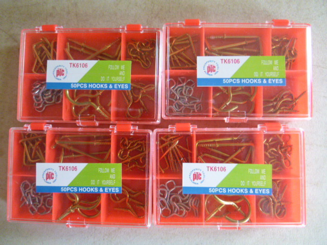 4 Sets of PTC Hooks and Eyes