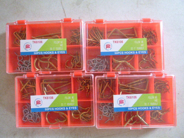 4 Sets of PTC Hooks and Eyes