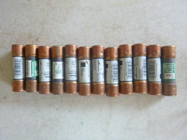 12 Fuses