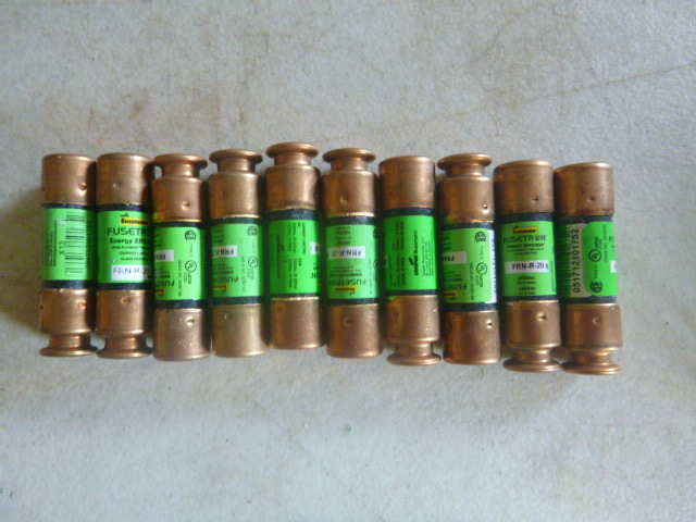 10 Fuses