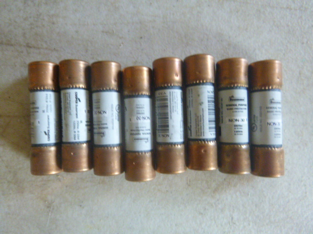 8 Fuses