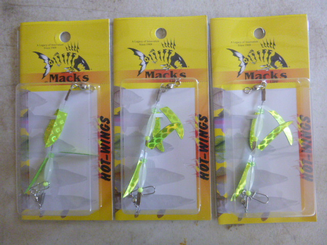 3 Macks Hot-Wings