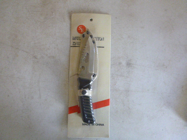 SE Multi-Function Knife