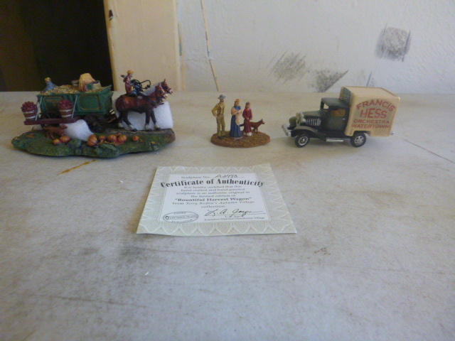Hawthorne Village Bountiful Harvest Wagon Sculptures