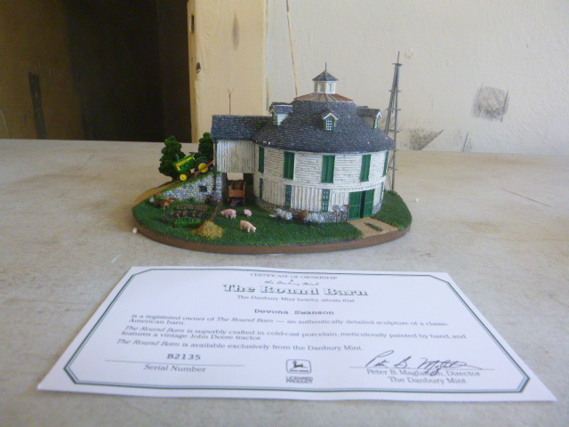 The Danbury Mint The Round Barn Sculpture