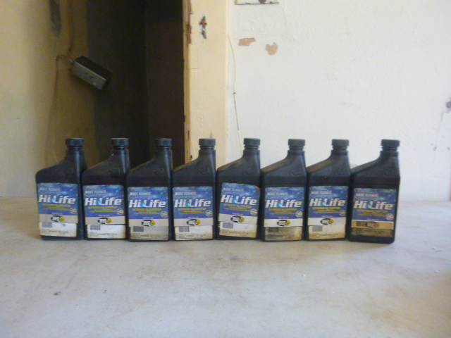 8 Bottles of Wake Runner Hi-Life Outboard Oil Fortifier