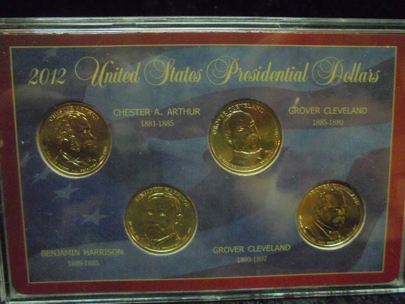 2012 US Presidential Dollars in Case