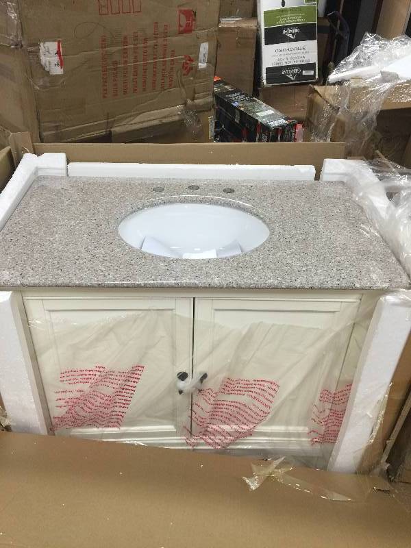 lot 9 image: Newport 37 Single Vanity White New