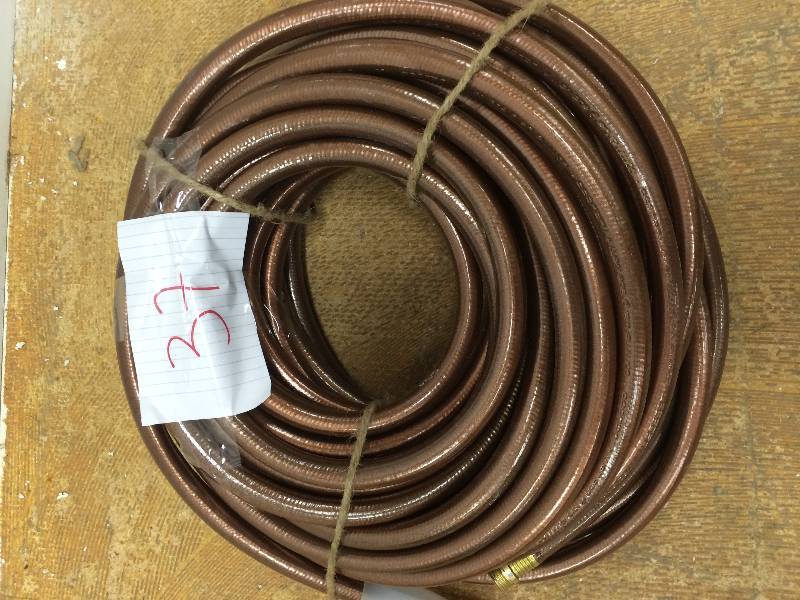 lot 37 image: Garden Hose New