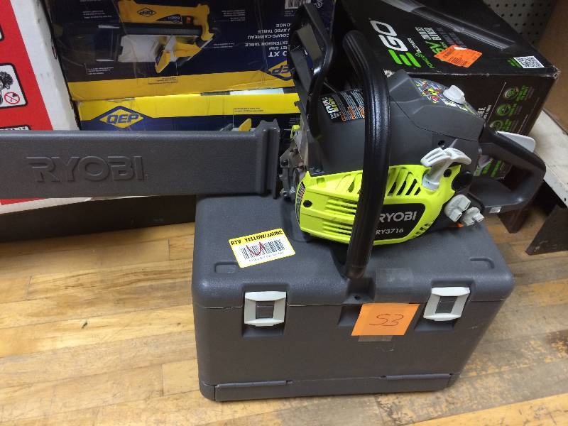 lot 53 image: Ryobi 16 in. 37cc 2-Cycle Gas Chainsaw with Heavy-Duty Case used in working conditions
