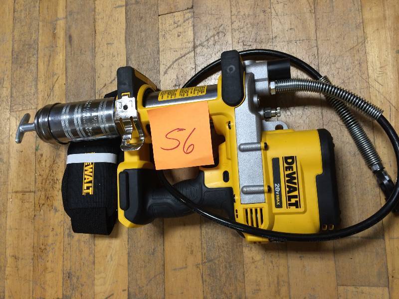 lot 56 image: Dewalt 20-Volt Max Cordless Grease Gun (Tool-Only) New
